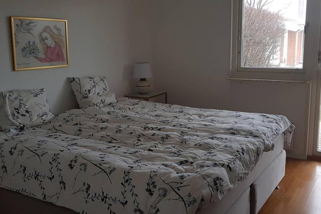 Modern villa i Arild med spektakulär havsutsikt. Exteriör bild